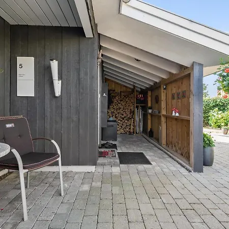 Ferienhaus Awesome In