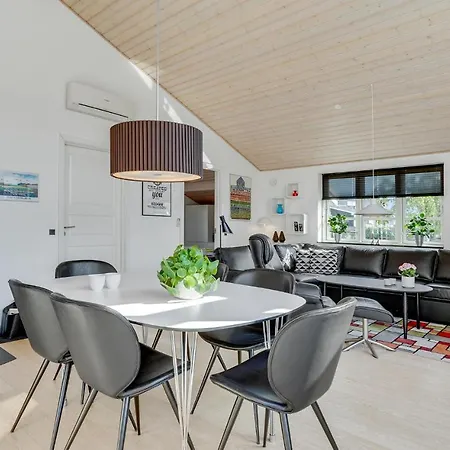 Awesome In Ferienhaus Broager